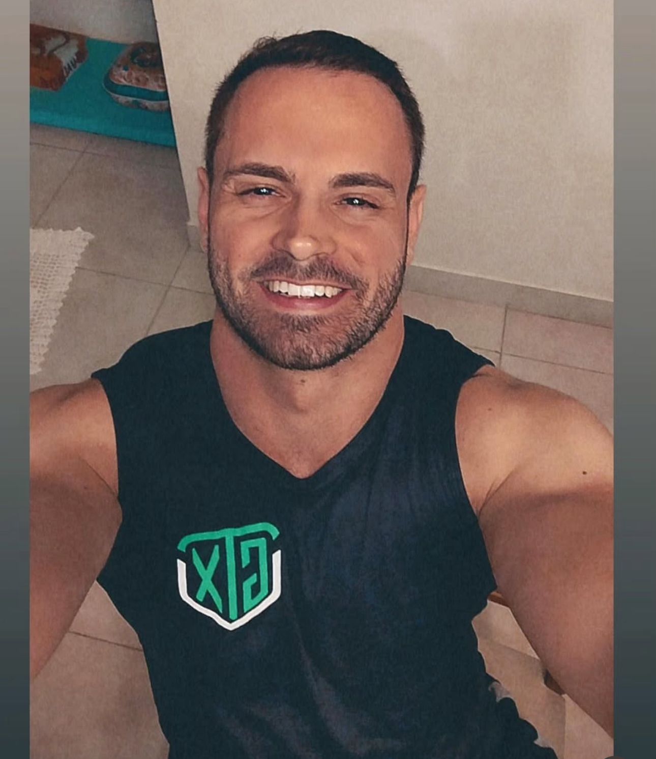 Massagista homem em Goiânia que trabalha com massagem relaxante